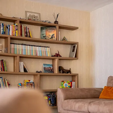 Apartment Location 3 Bedroom Next To The