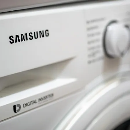 Location 3 Bedroom Next To The Apartamento