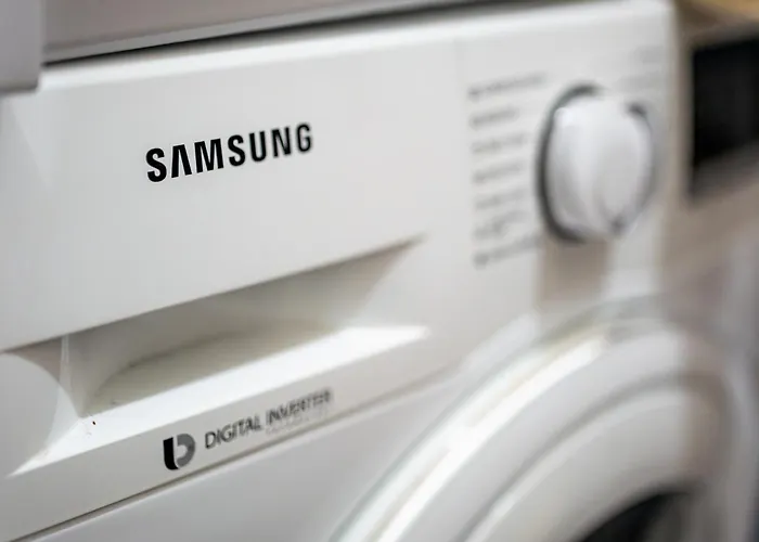 Location 3 Bedroom Next To The 아파트